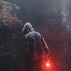 老头在妓女体内谢精子
